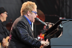 eltonjohn_benoit_01__061783700_0808_05072013