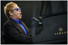 eltonjohn_julie_9986__093281900_0947_05072013